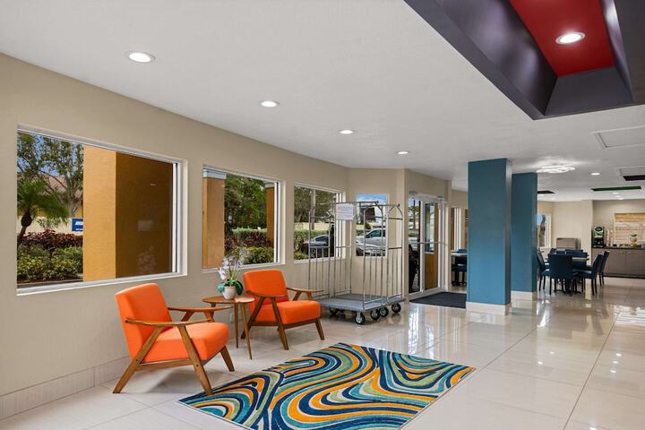 Hotel Interior 9 of 35
