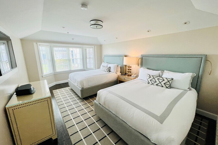 Room 15 of 52