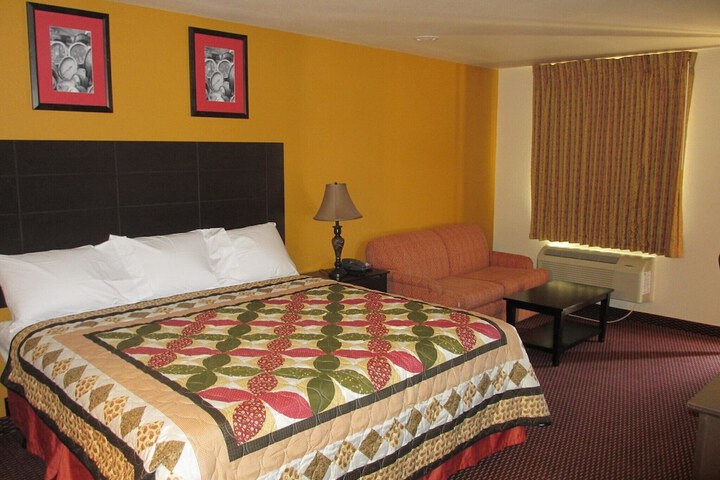 Room 19 of 32