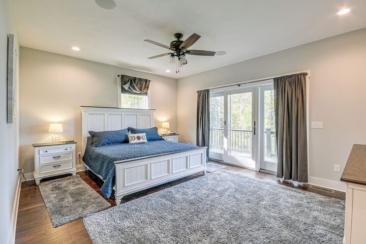 Steps From Oneida Lake: Spacious Gem w / Game Room!