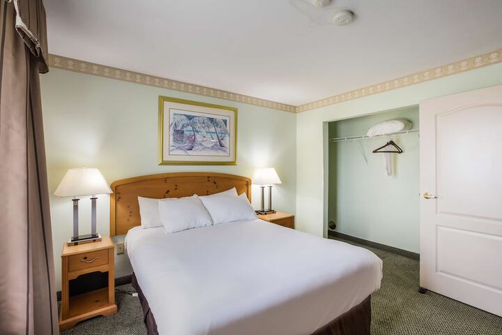 Room 15 of 26