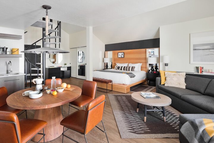 Room 20 of 47