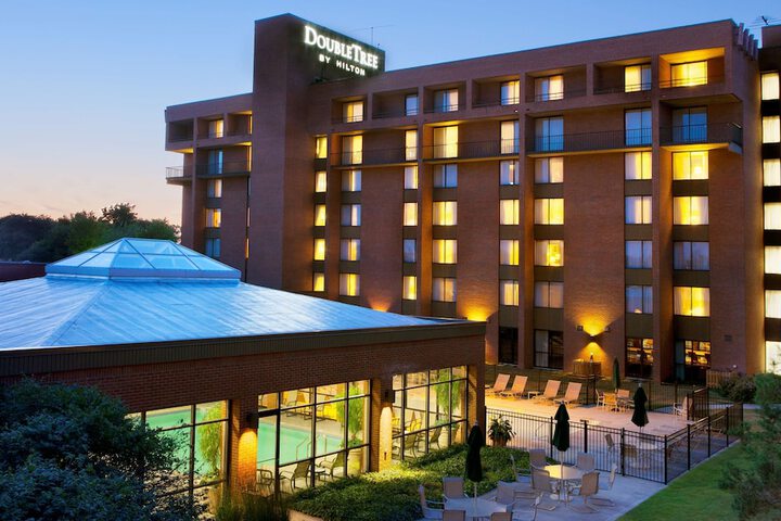 Hotel 4 of 56
