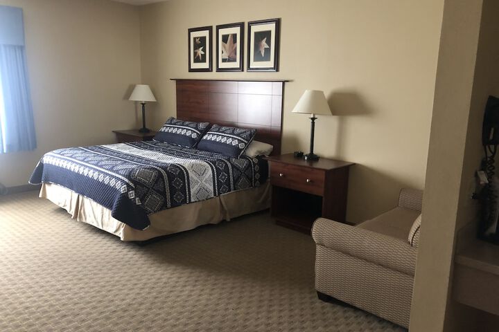 Room 25 of 37