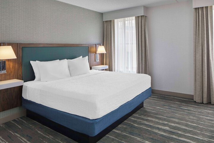 Hampton Inn & Suites Saratoga Springs Downtown