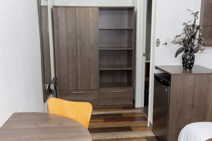 Room 12 of 26