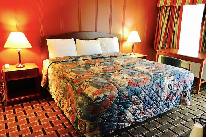 Greystone Motel