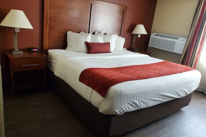 Room 14 of 32