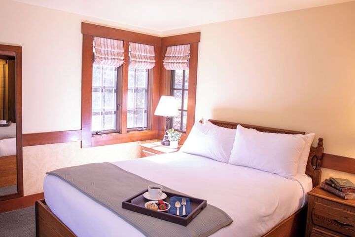 UCLA Lake Arrowhead Lodge