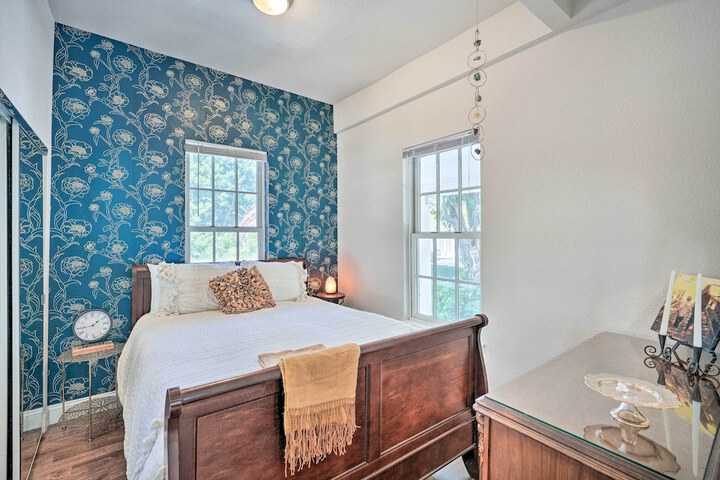 Downtown Nevada City 1900 Victorian Retreat!