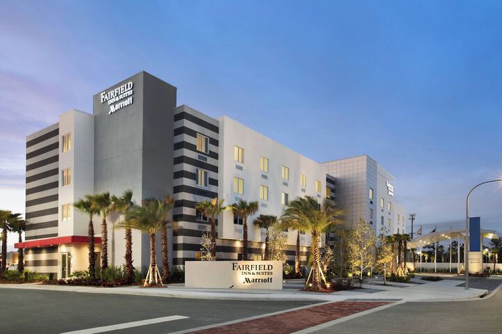 Fairfield Inn & Suites by Marriott Daytona Beach Speedway / Airport