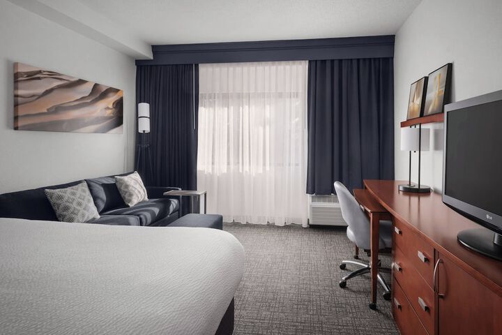 Courtyard by Marriott Rockville