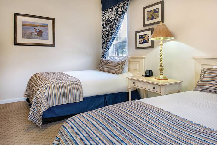 Room 15 of 19