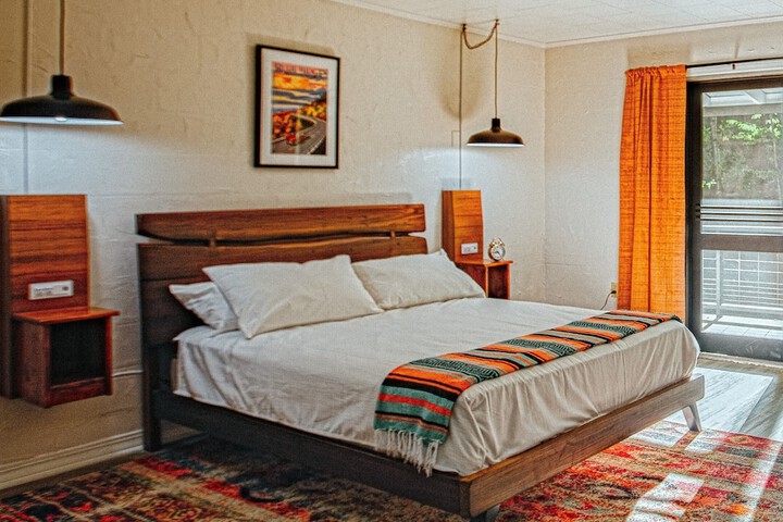 Room 22 of 42