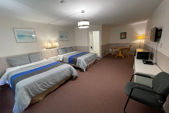 Room 17 of 30