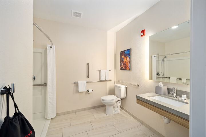 Room 19 of 25