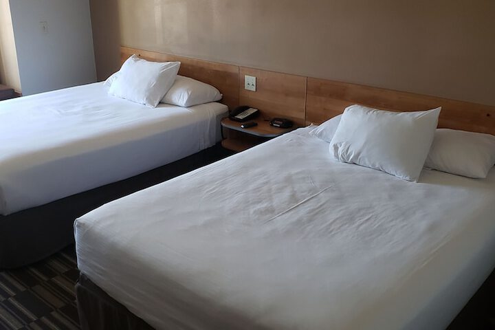 Room 11 of 42