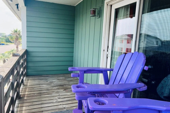 Thats What Sea Said 2 Bedroom Home by RedAwning