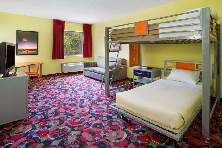Room 29 of 39
