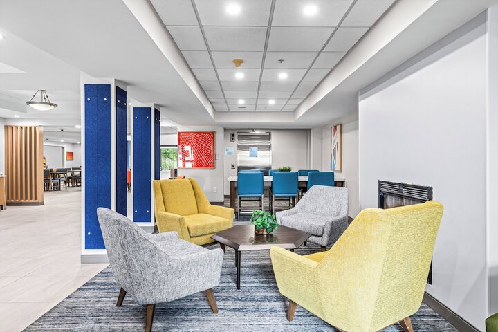 Holiday Inn Express Hotel & Suites Carneys Point by IHG