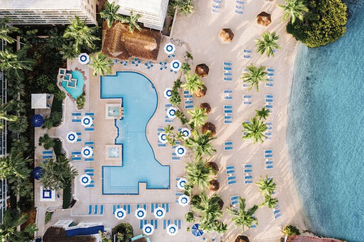 Reefhouse Resort & Marina
