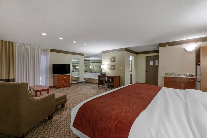 Room 16 of 32