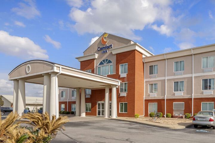 Hotel 7 of 37