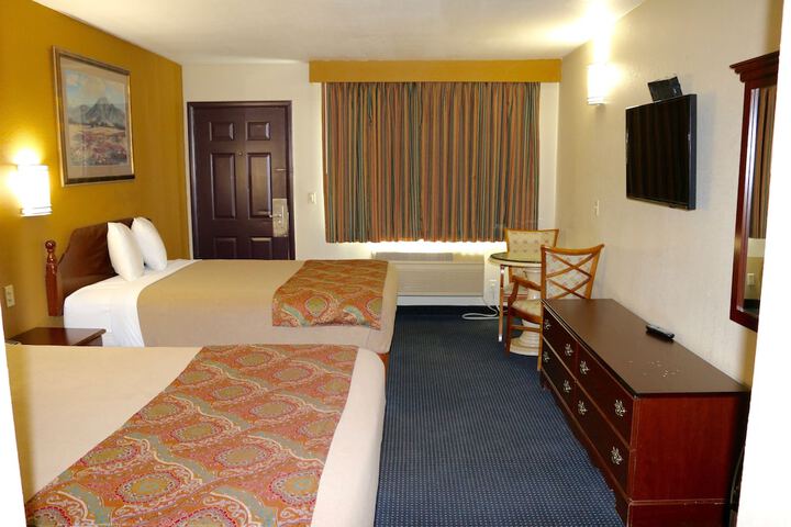 Room 16 of 29