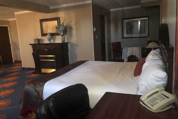 Room 35 of 70