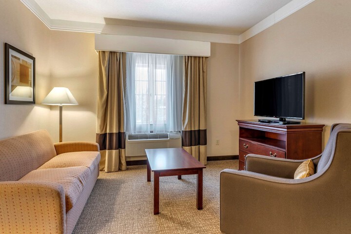 Comfort Suites Linn County