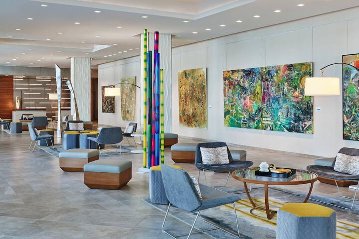 Art Ovation Hotel Autograph Collection