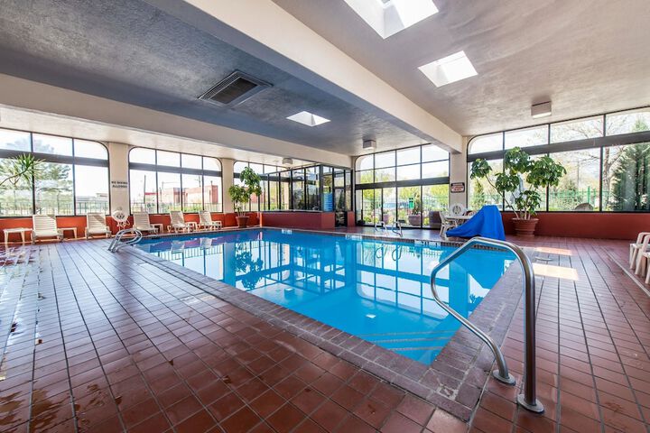 Pool 18 of 68