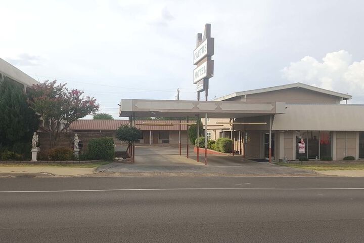 Hotel 3 of 13