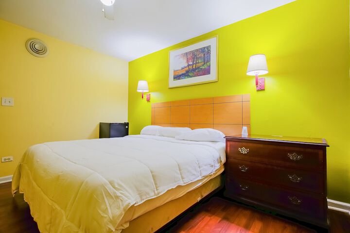 Hotel O Markham IL near Harvey / Tinley Park
