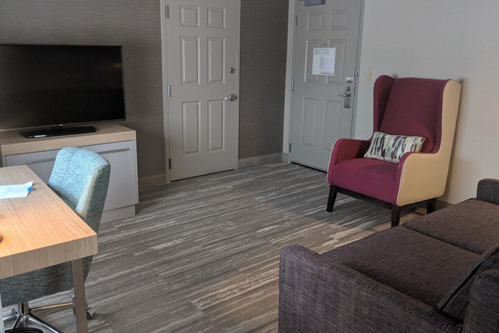 Room 30 of 79
