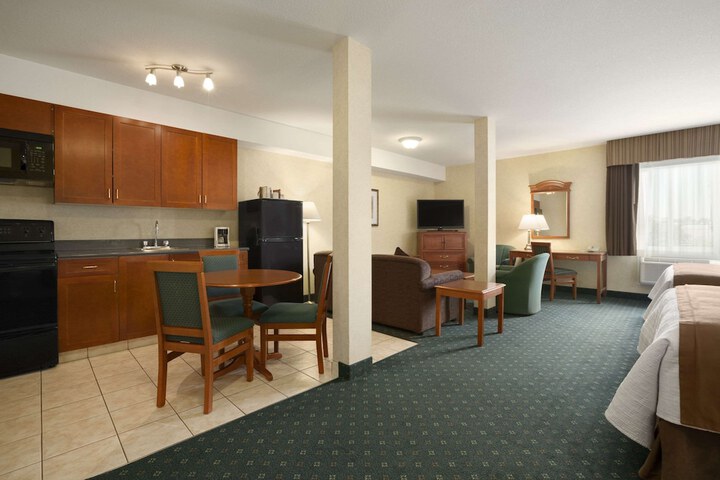 Room 18 of 35