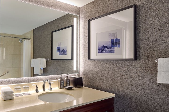 Sheraton Cavalier Saskatoon Hotel