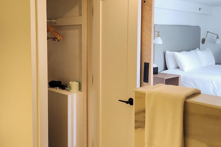 Room 38 of 56