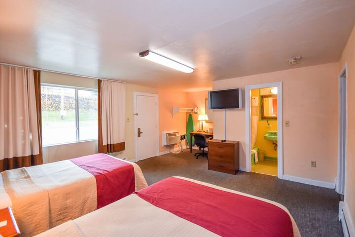 Monticello Inn Framingham