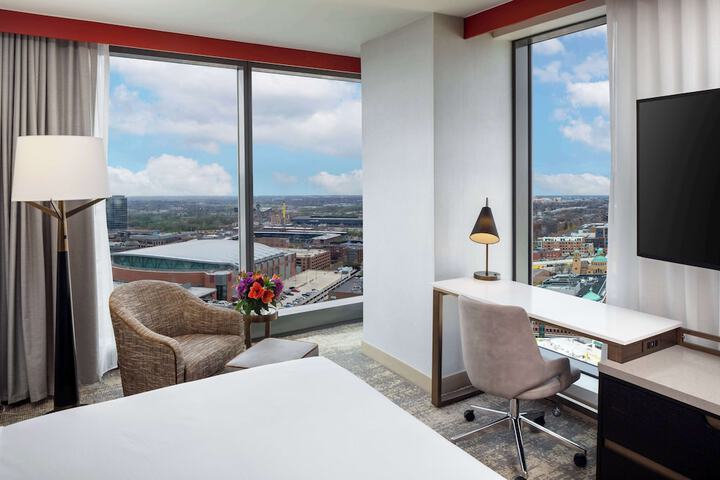Room 32 of 112