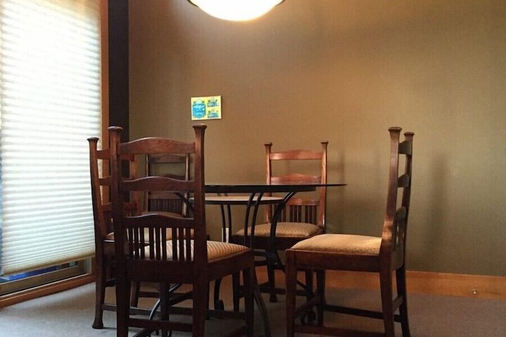 Room 11 of 20
