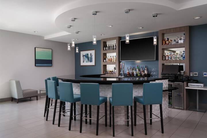 Best Western Premier Hotel at Fishers Landing