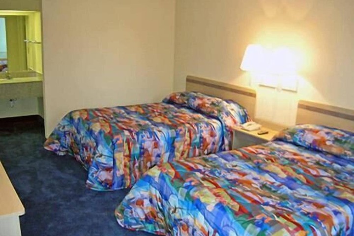 Motel 6 Seymour IN - North