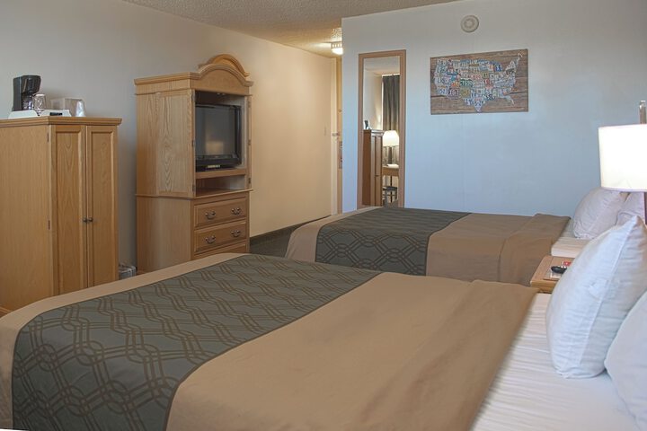 Room 28 of 38