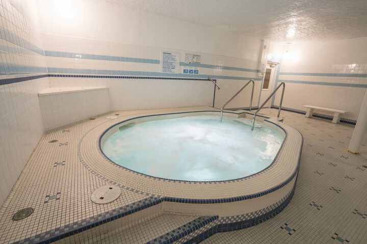 Spa 44 of 55