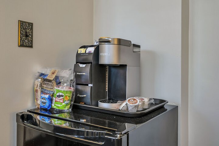 Breakfast/Coffee Service 123 of 153