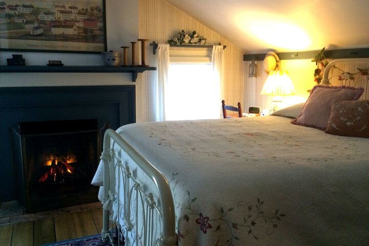 Room 17 of 61