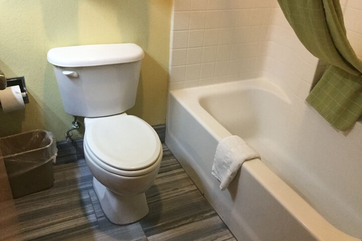 Room 18 of 37