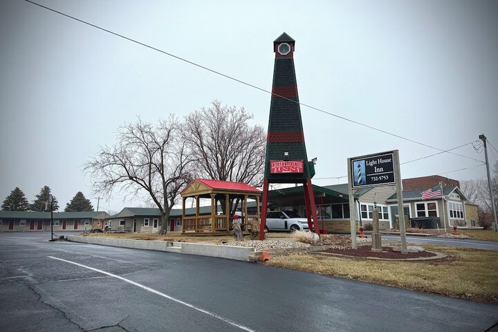 Lighthouse Inn