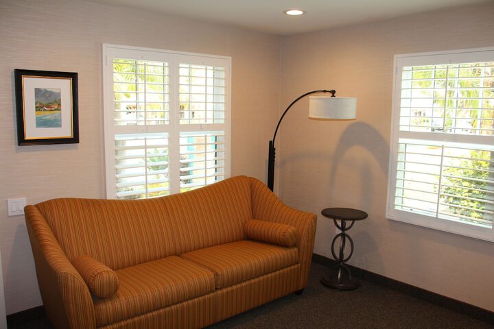 Room 15 of 34